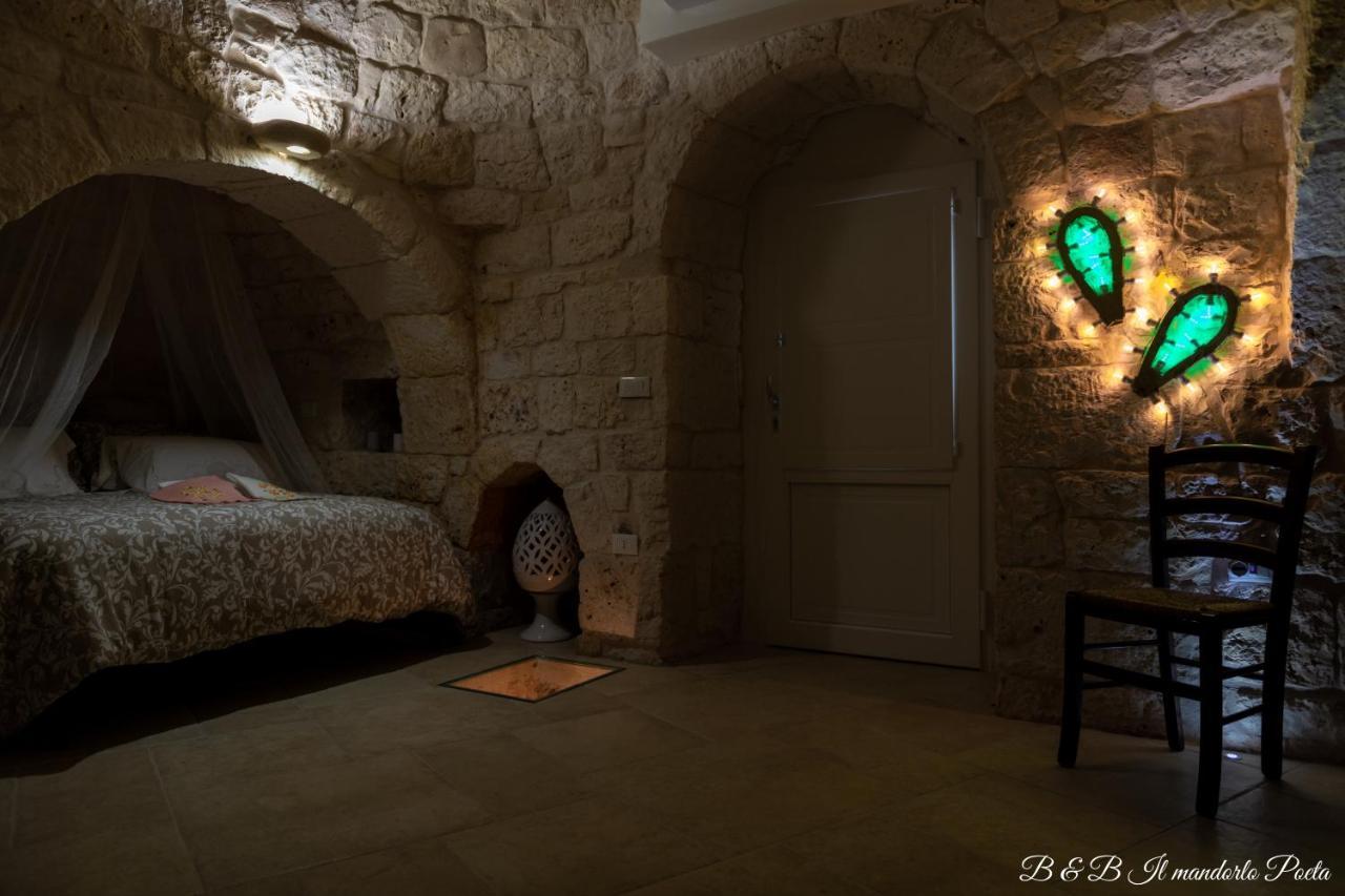 Il Mandorlo Poeta Bed & Breakfast Ostuni Exterior photo