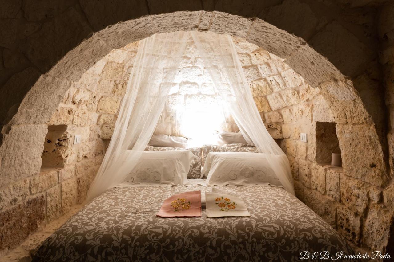 Il Mandorlo Poeta Bed & Breakfast Ostuni Exterior photo