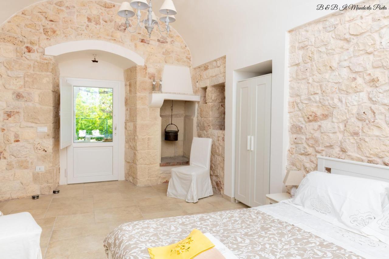 Il Mandorlo Poeta Bed & Breakfast Ostuni Exterior photo