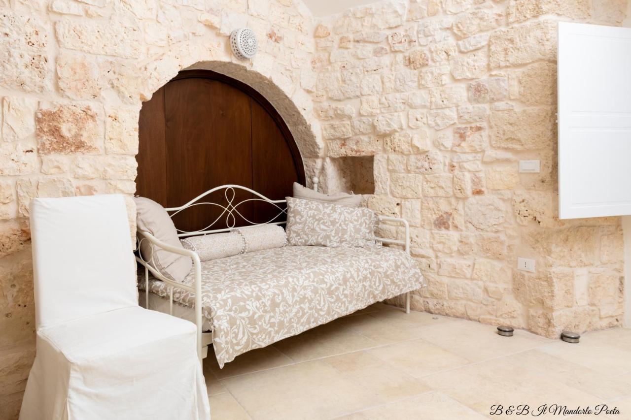 Il Mandorlo Poeta Bed & Breakfast Ostuni Exterior photo